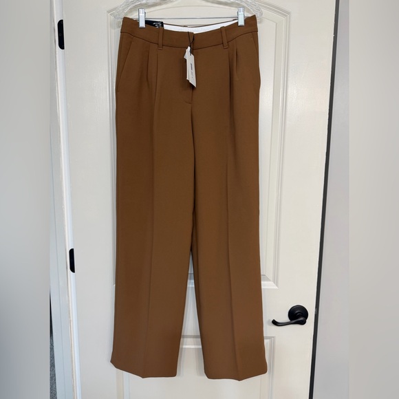 NWT Aritzia “The Effortless Pant”, Low Rise Size 6 - Picture 4 of 9